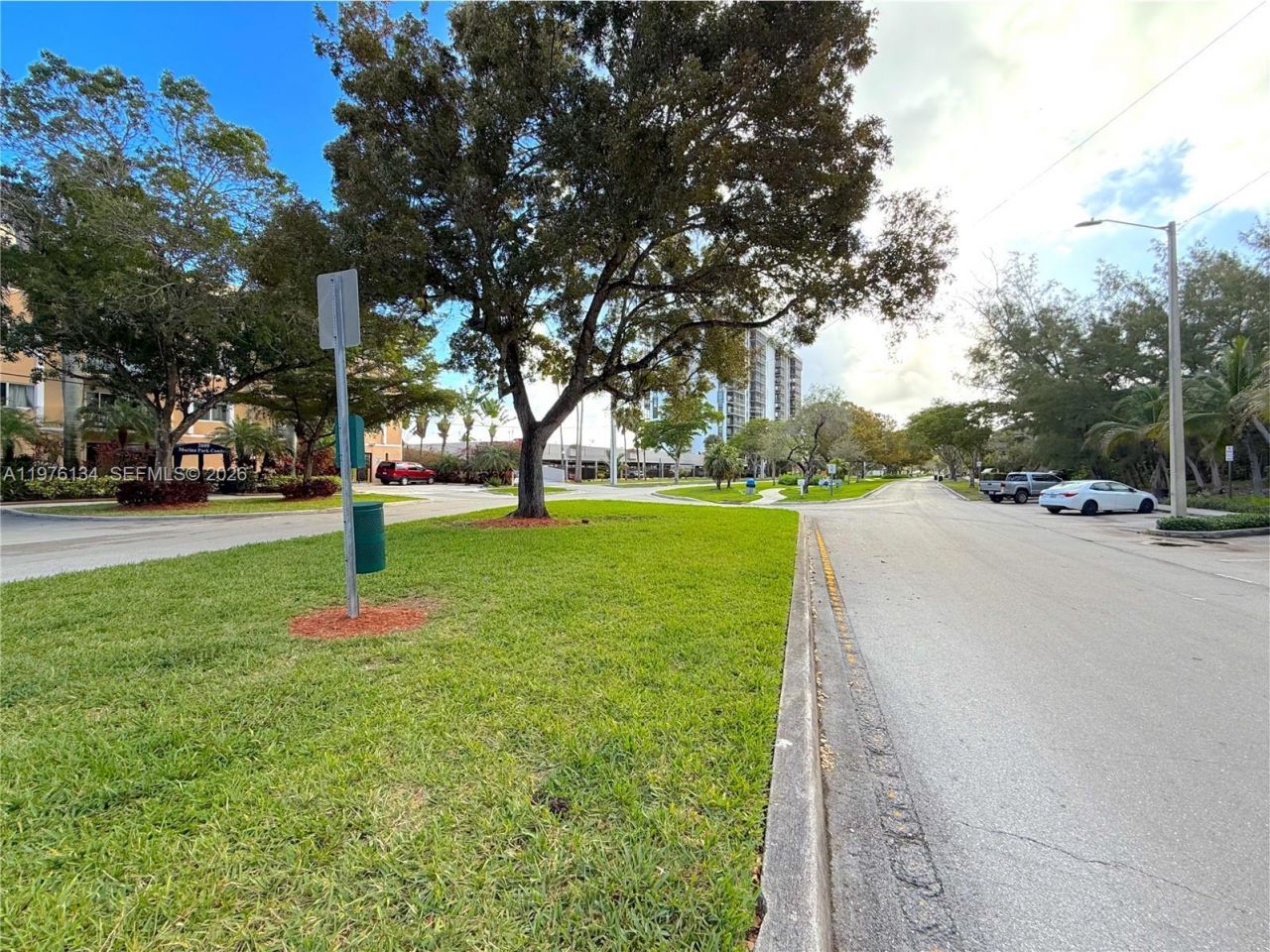 2640 NE 135th St, Unit 305, North Miami, FL 33181 Photo