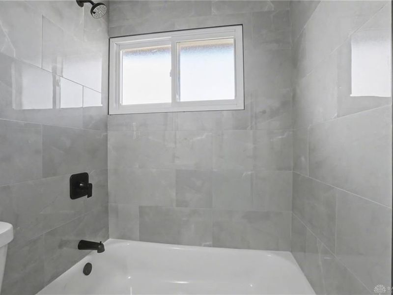 421 Marchmont Drive, Fairborn, OH 45324 Photo 16