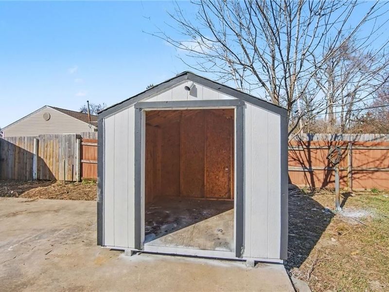 421 Marchmont Drive, Fairborn, OH 45324 Photo 22