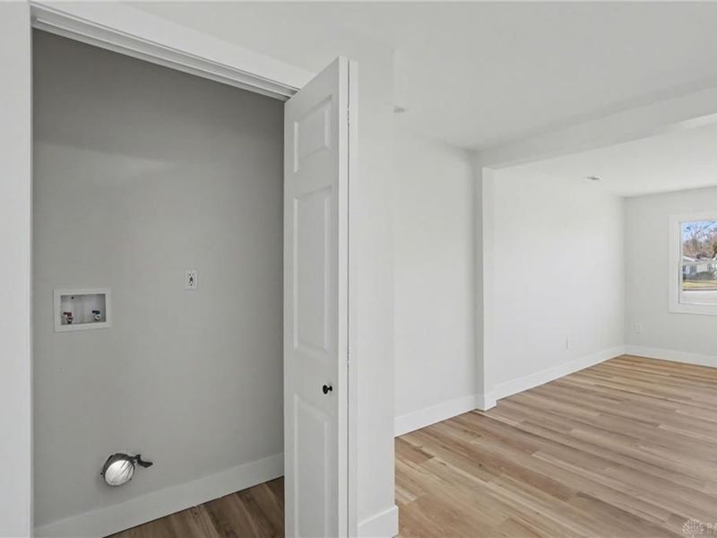 421 Marchmont Drive, Fairborn, OH 45324 Photo 9