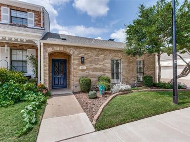 7011 Regalview Circle, Dallas, TX 75248