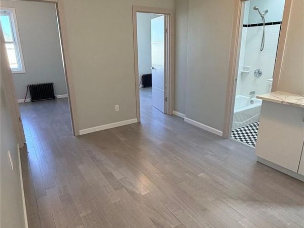 9716 Metropolitan Avenue , Unit 2F, Forest Hills, NY 11375