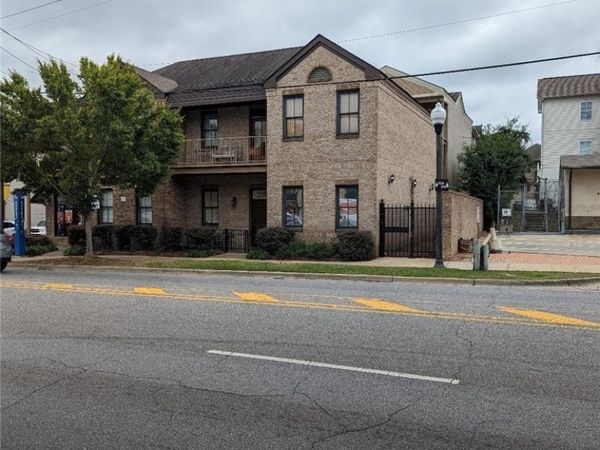 1403 University Boulevard, Unit 3, Tuscaloosa, AL 35401