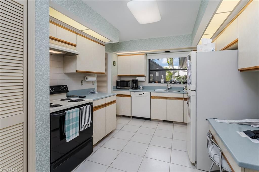 600 Parkview Ln , Naples, FL 34103 Photo