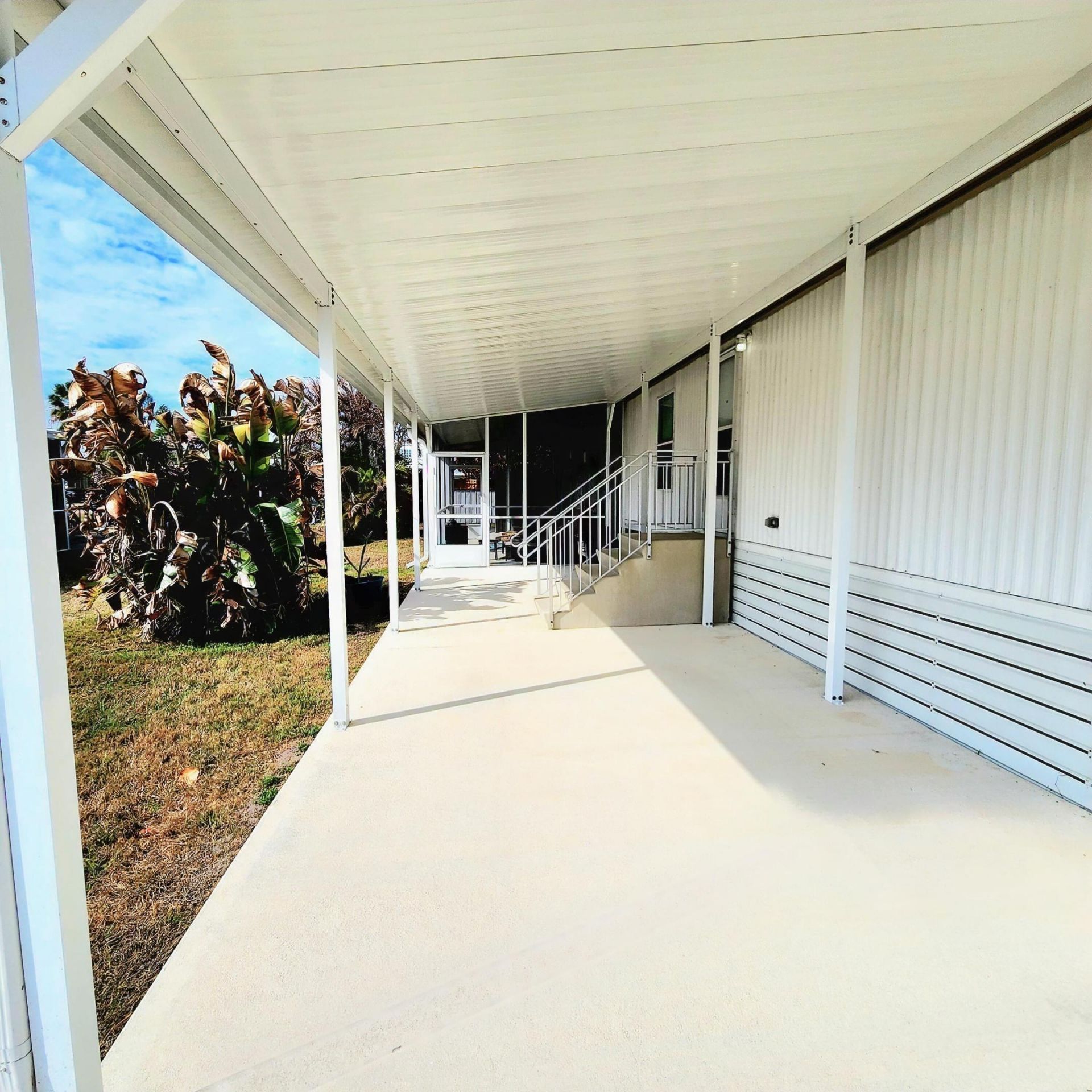 15 Alta Loma, Port Saint Lucie, FL 34952 Photo