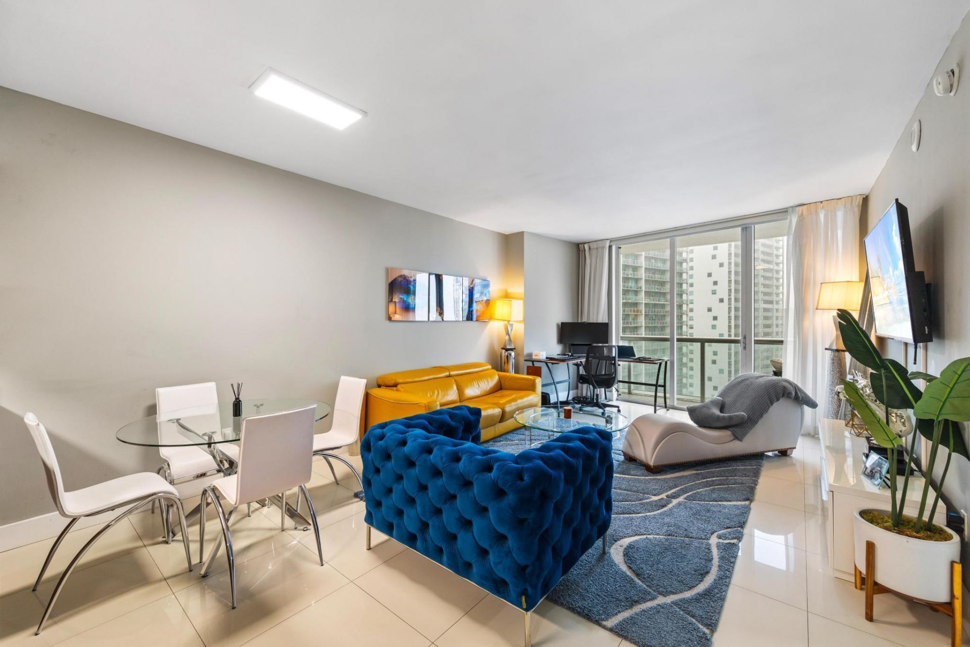 485 Brickell Avenue, Unit 2506, Miami, FL 33131 Photo