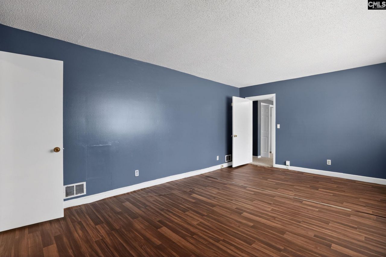 7216 Clifford Drive  Photo 12