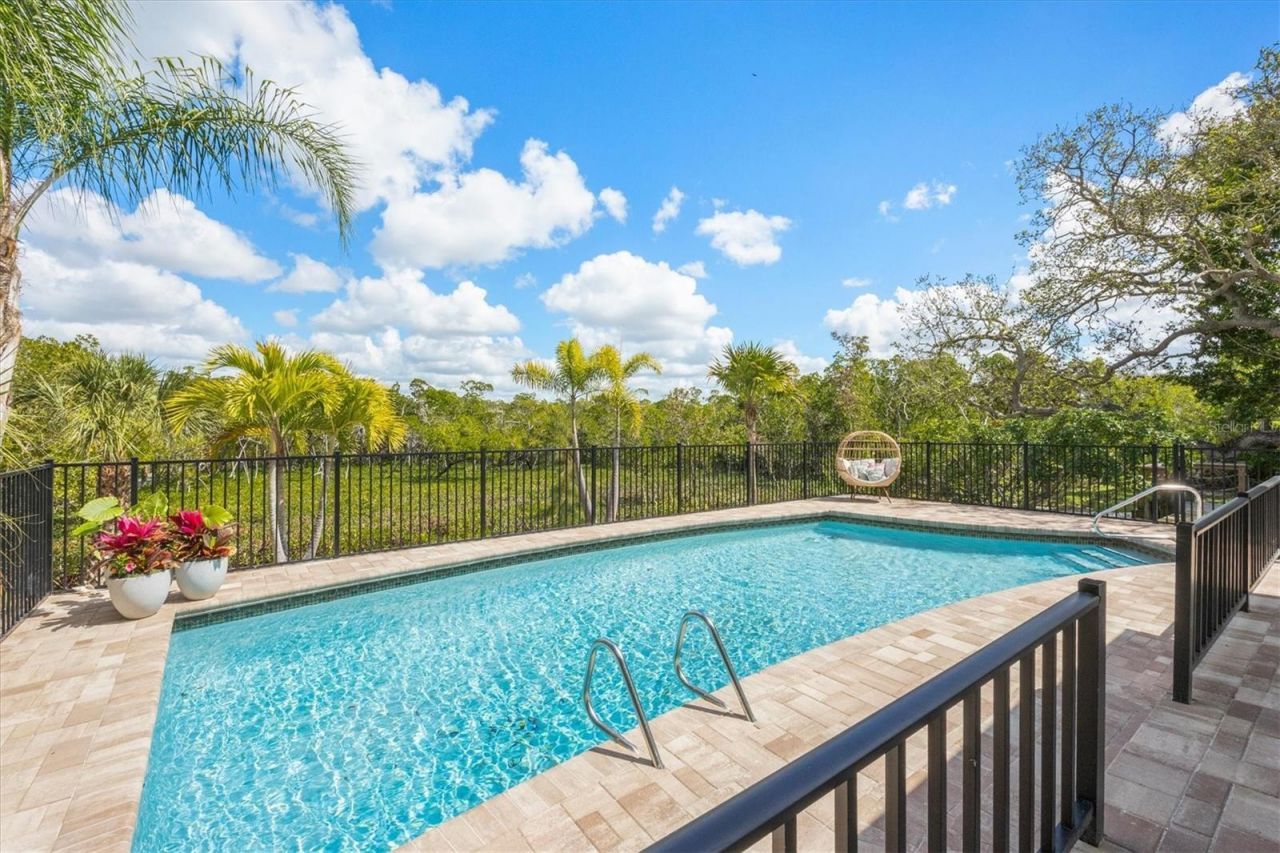 700 Tropical Circle, Sarasota, FL 34242 Photo