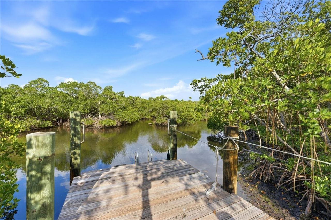 700 Tropical Circle, Sarasota, FL 34242 Photo