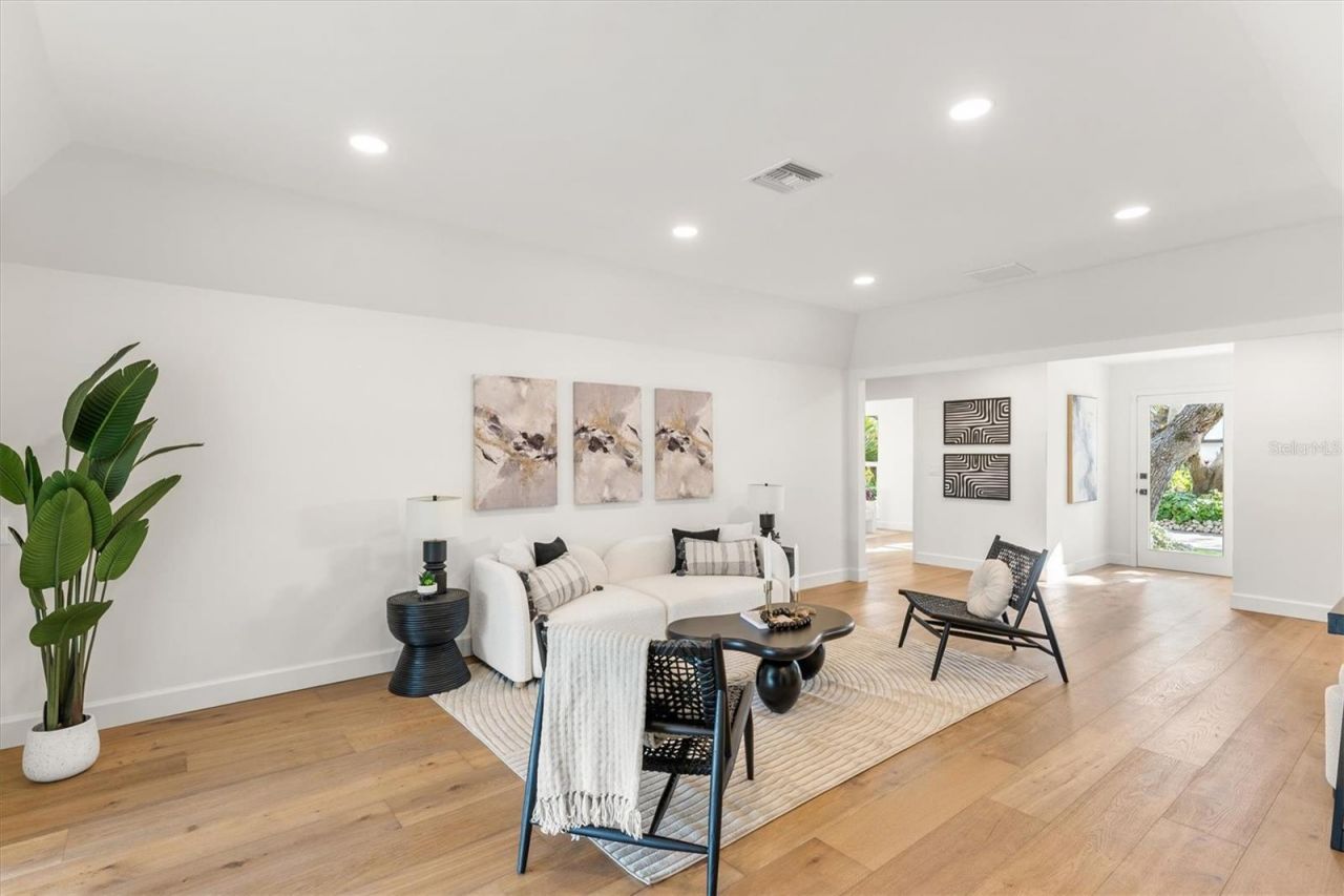 700 Tropical Circle, Sarasota, FL 34242 Photo