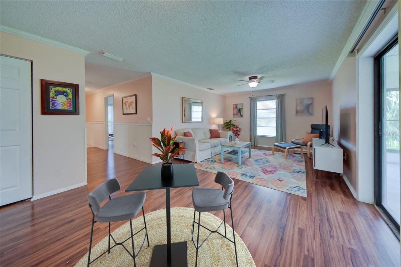 3001 Vivienda Boulevard, Bradenton, FL 34207 Photo