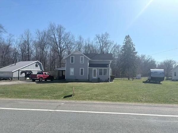 30311 M-86, Colon, MI 49040