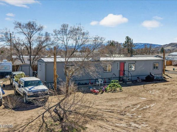 5607 Pearl Drive, Sun Valley, NV 89433