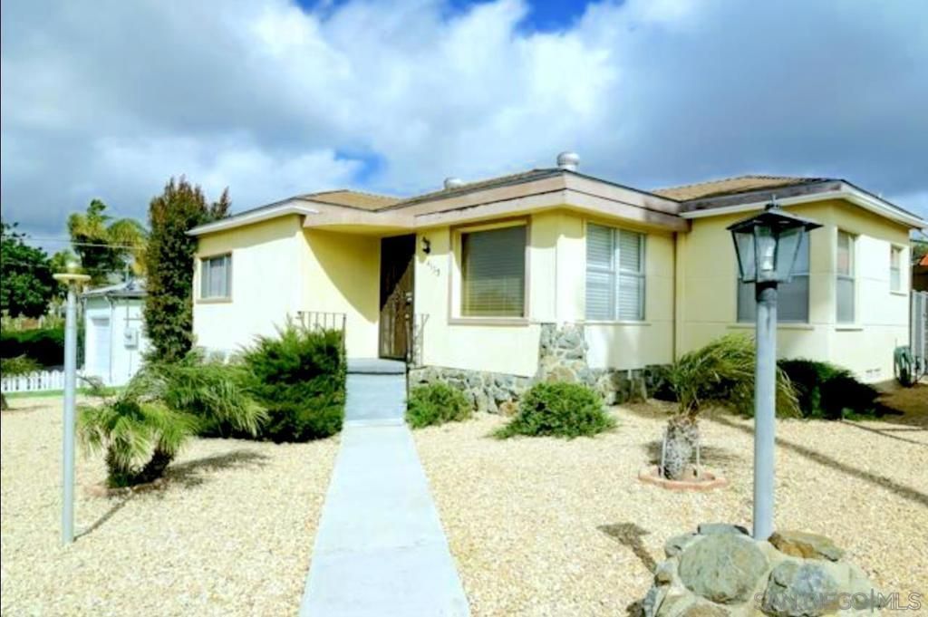 4135 Olive Ave, La Mesa, CA 91941 Main Photo