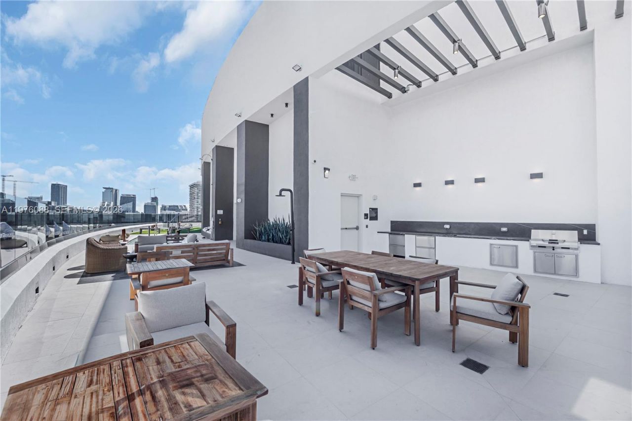 225 N Miami , Unit 3009, Miami, FL 33128 Photo