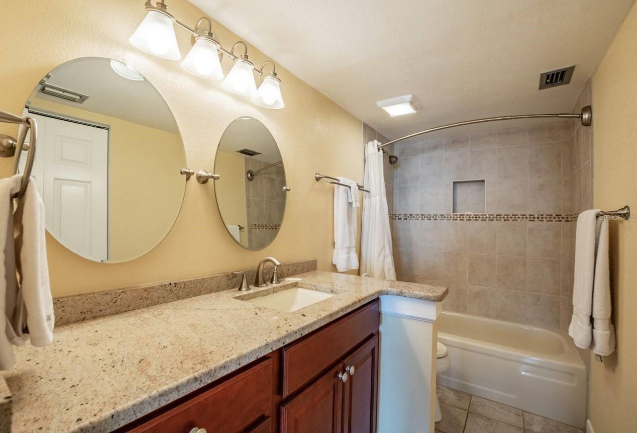 6295 Bahia Del Mar Circle , Unit 401, Saint Petersburg, FL 33715 Photo