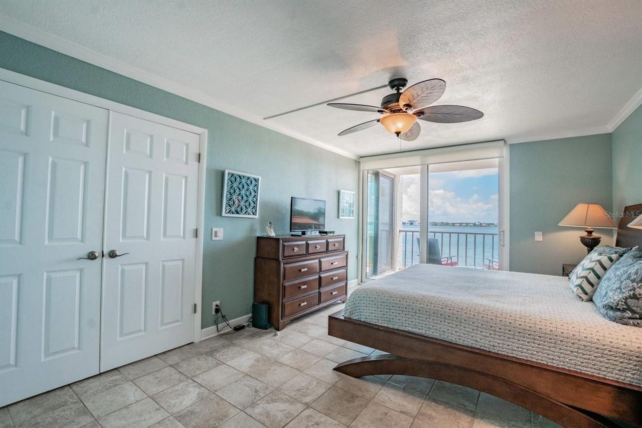 6295 Bahia Del Mar Circle , Unit 401, Saint Petersburg, FL 33715 Photo