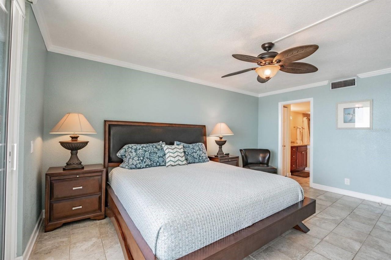 6295 Bahia Del Mar Circle , Unit 401, Saint Petersburg, FL 33715 Photo