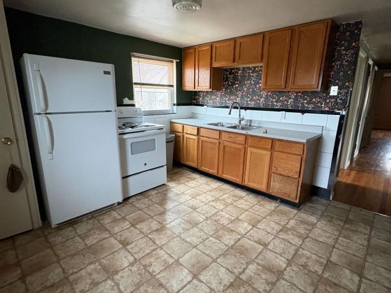 3341 North Bend Road, Green Township, OH 45239 Photo 3