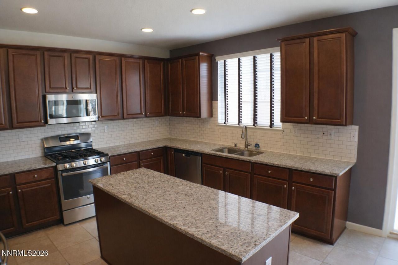 10855 Pebble Hill Drive, Reno, NV 89521 Photo