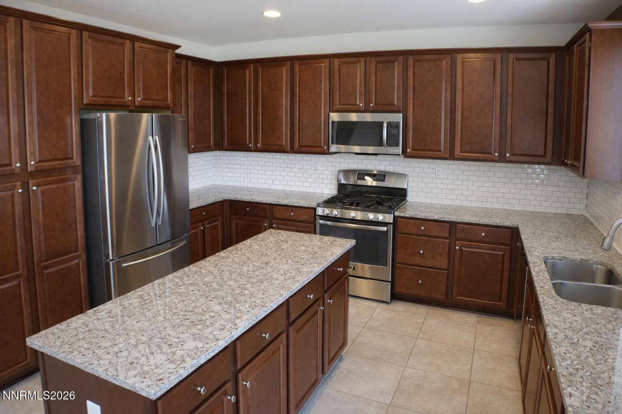 10855 Pebble Hill Drive, Reno, NV 89521 Photo