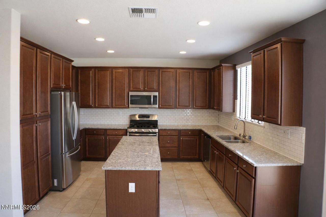 10855 Pebble Hill Drive, Reno, NV 89521 Photo