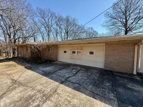 511 Clay Drive, Jonesboro, AR 72404