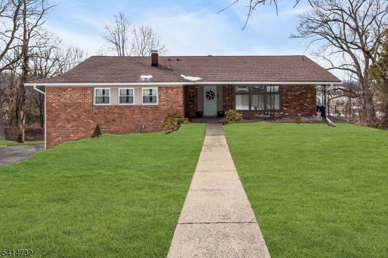 4 Korwel Ct, West Orange, NJ 07052 Main Photo