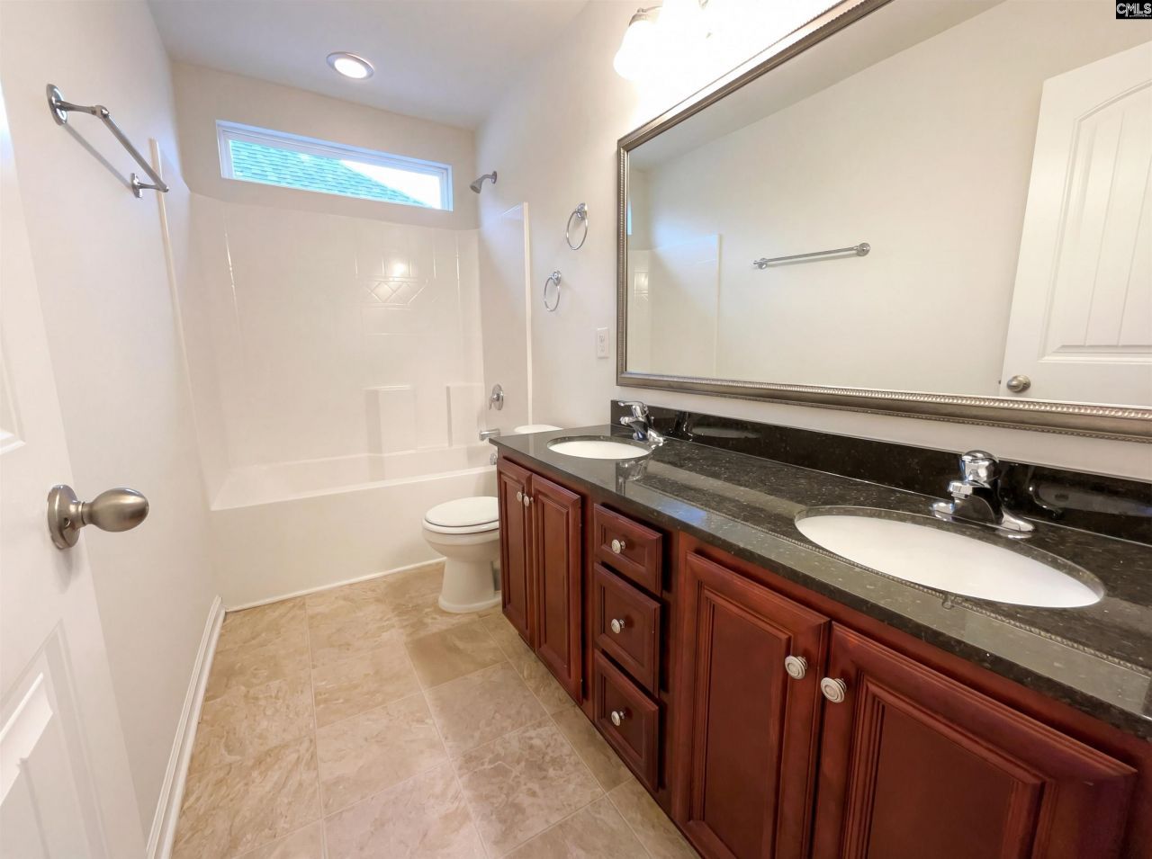 2077 Bankwell Road Photo 26