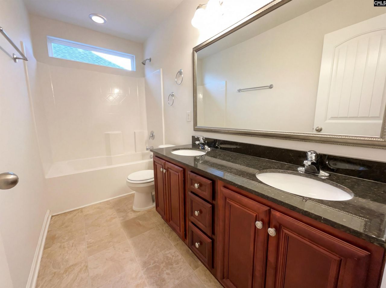 2077 Bankwell Road Photo 27