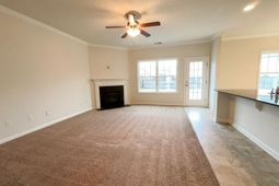 2077 Bankwell Road photo 4