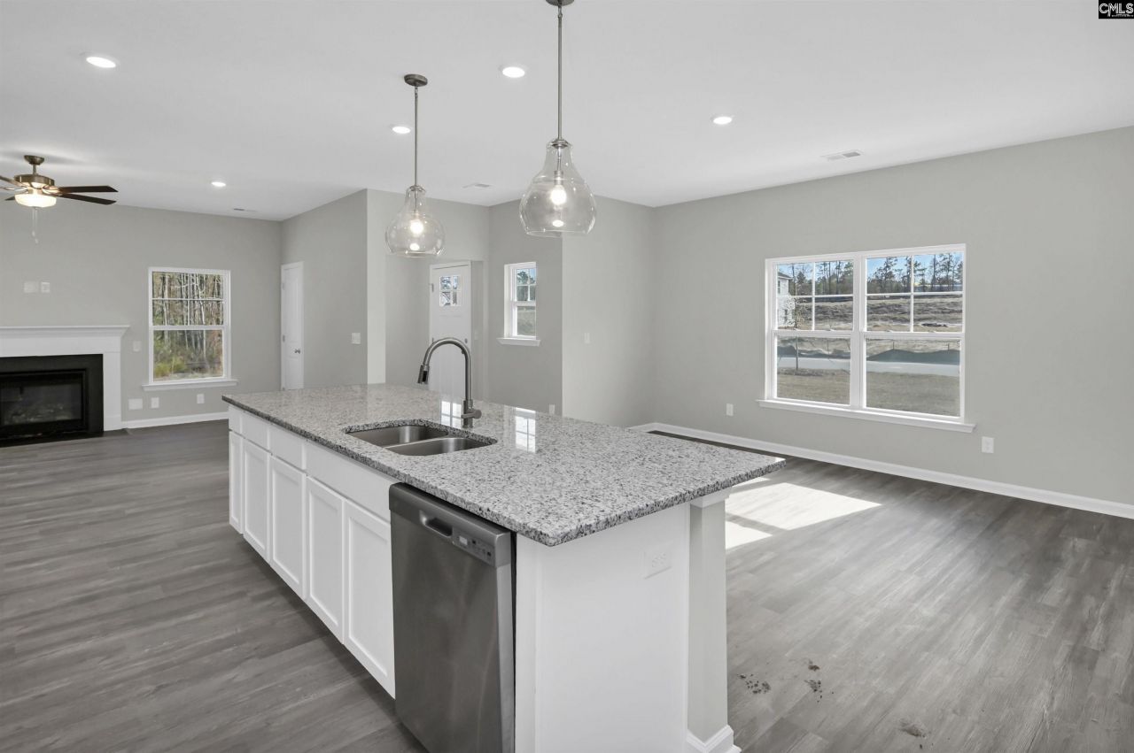 211 Raglins Way Photo 10