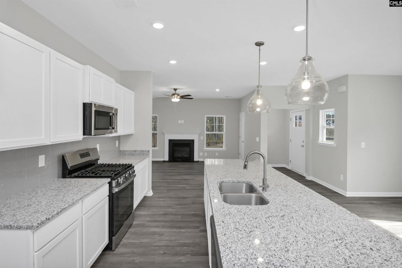 211 Raglins Way Photo 11