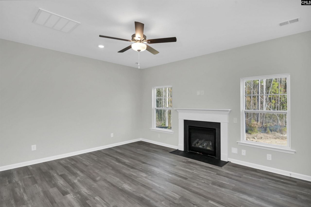 211 Raglins Way Photo 16