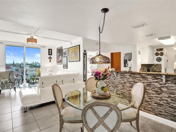 215 SW 42nd Ave , Unit 704, Miami, FL 33134