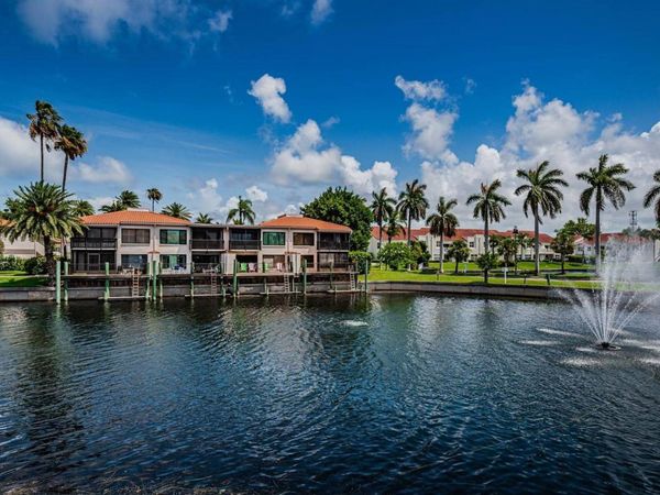 6294 BAHIA DEL MAR CIRCLE , Unit 114, ST PETERSBURG, FL 33715