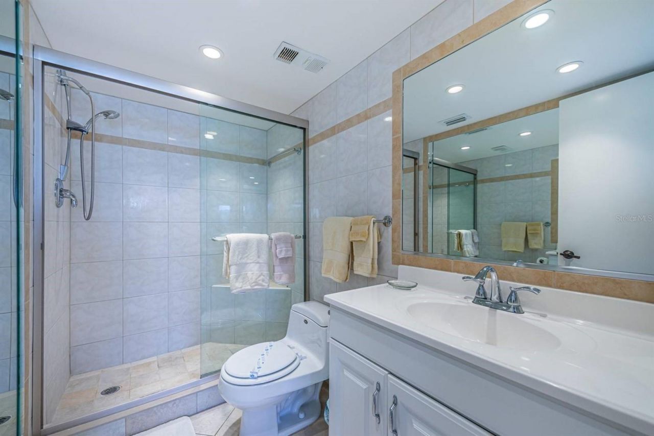 6294 Bahia Del Mar Circle , Unit 114, Saint Petersburg, FL 33715 Photo