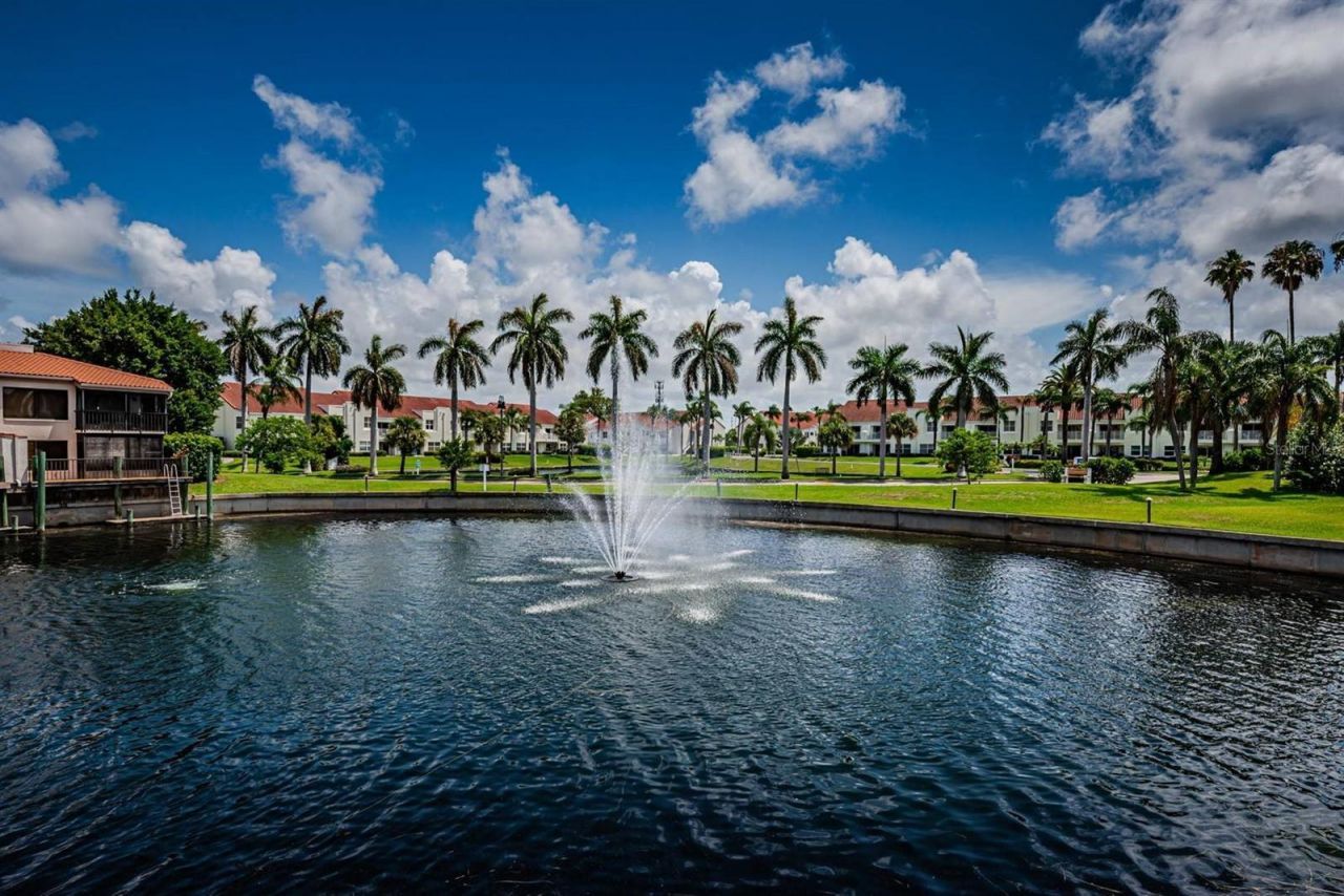 6294 Bahia Del Mar Circle , Unit 114, Saint Petersburg, FL 33715 Photo