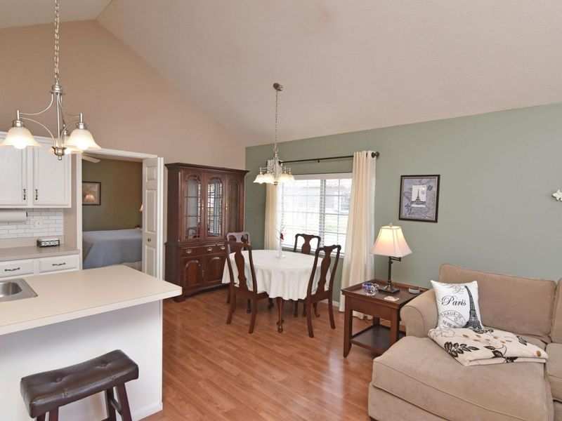 2476 Meadow Glade Drive, Hilliard, OH 43026 Photo 7