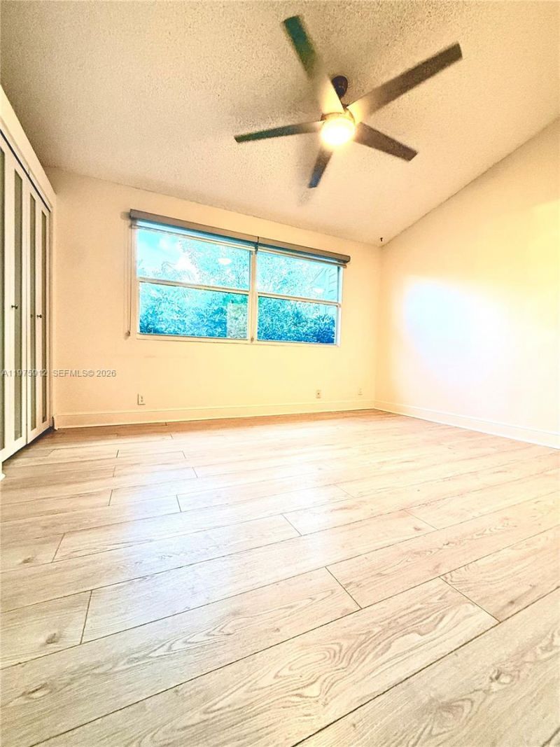 2533 NE 15th St , Pompano Beach, FL 33062 Photo