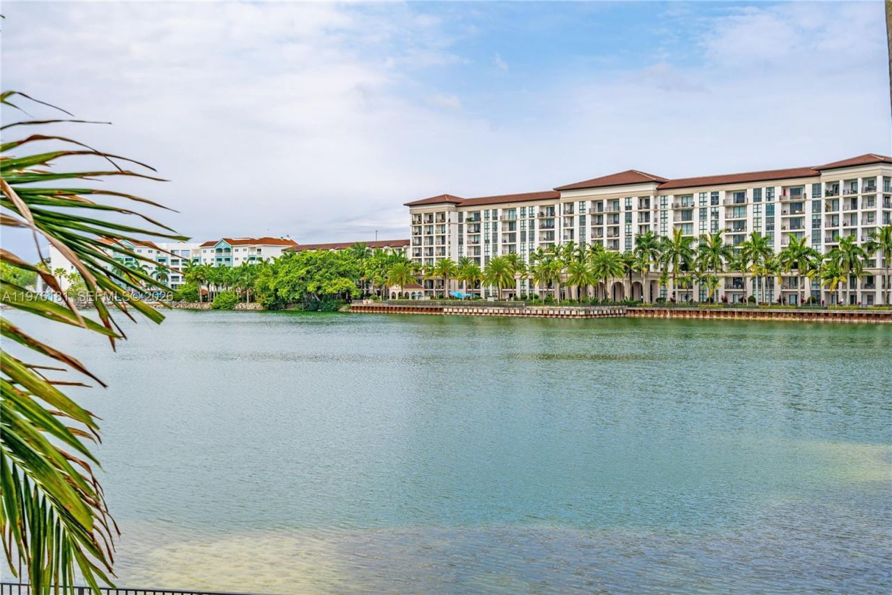 4703 NW 84th Ct, Doral, FL 33166 Photo