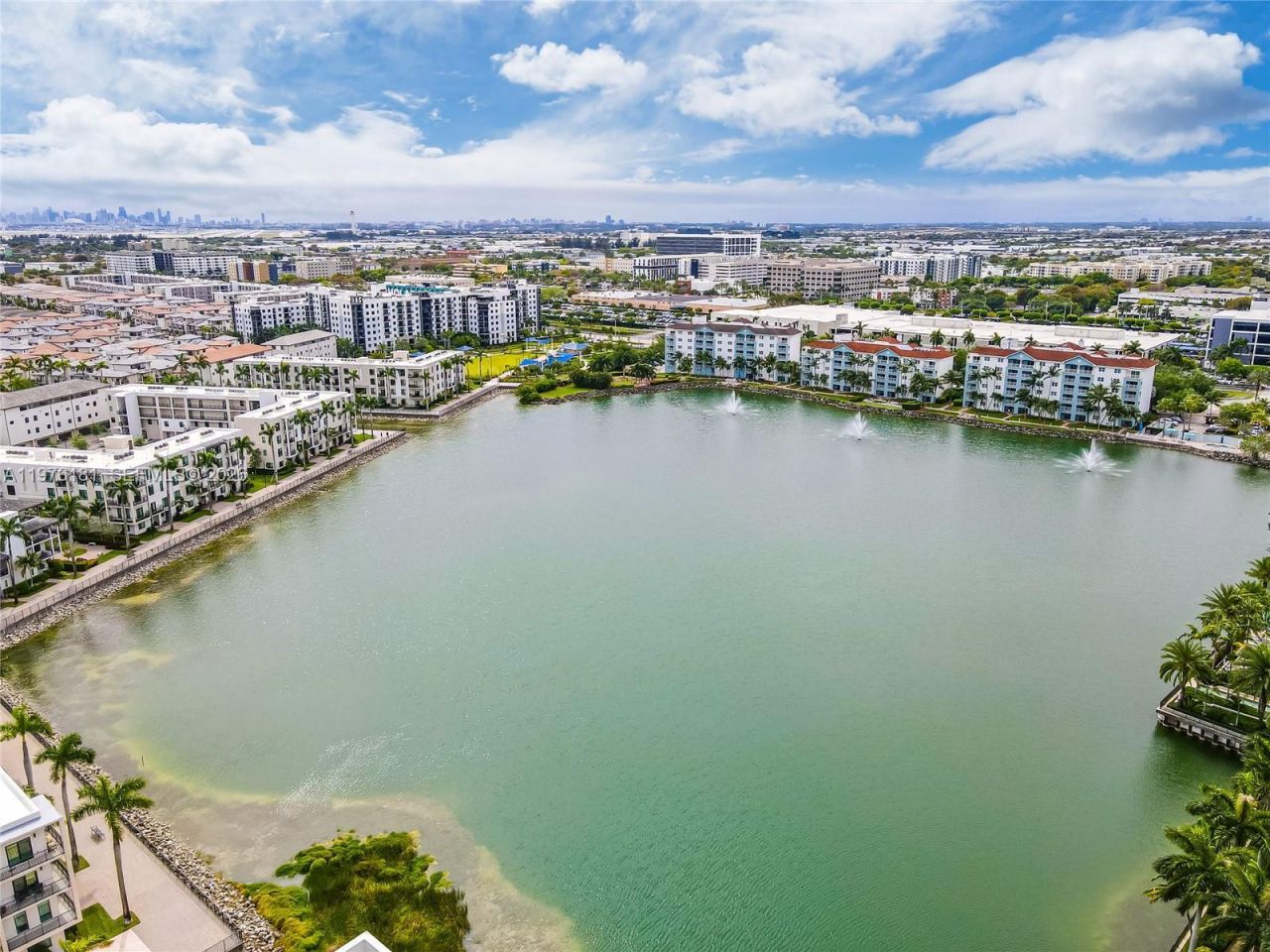 4703 NW 84th Ct, Doral, FL 33166 Photo