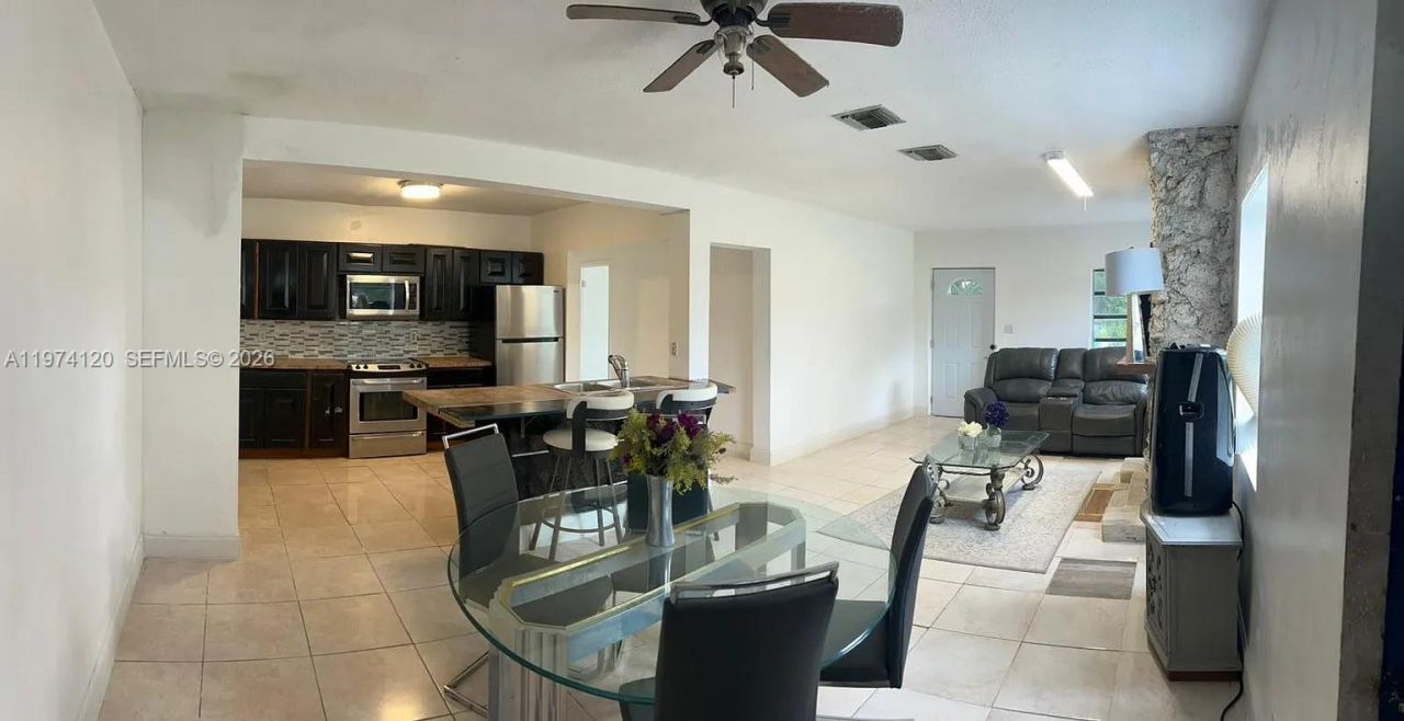 219 NE 141st St, Miami, FL 33161 Photo