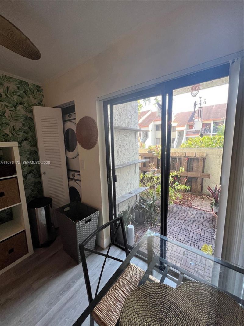 5533 Courtyard Dr , Unit 5533, Margate, FL 33063 Photo