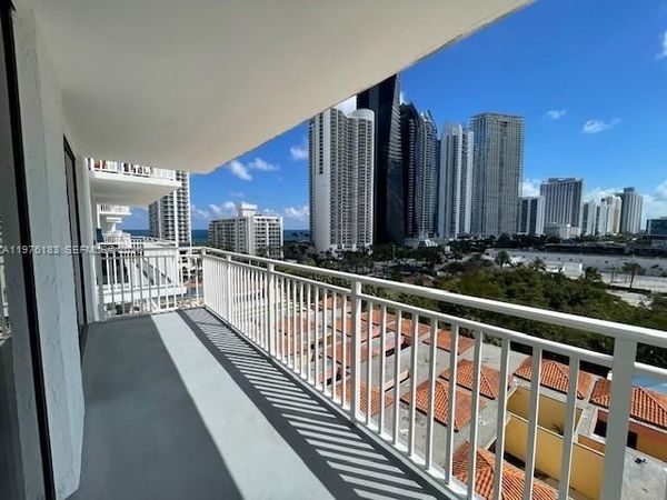 210 174th St, Unit 1006, Sunny Isles Beach, FL 33160