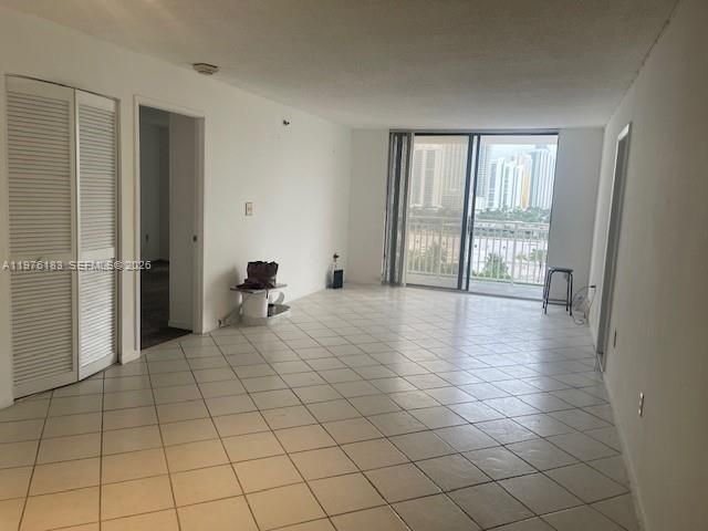 210 174th St, Unit 1006, Sunny Isles Beach, FL 33160 Photo