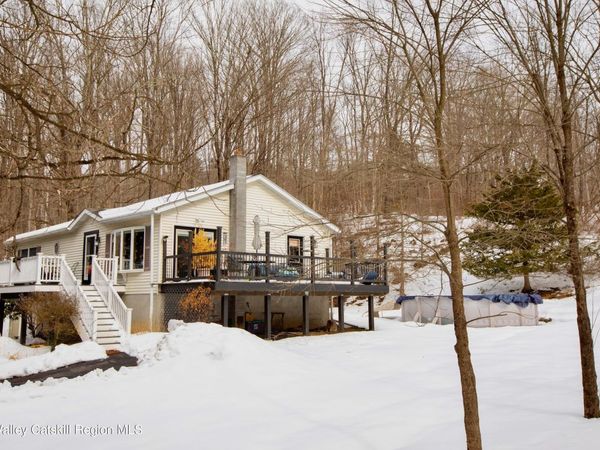 1046 Cow Hough Road, New Paltz, NY 12561