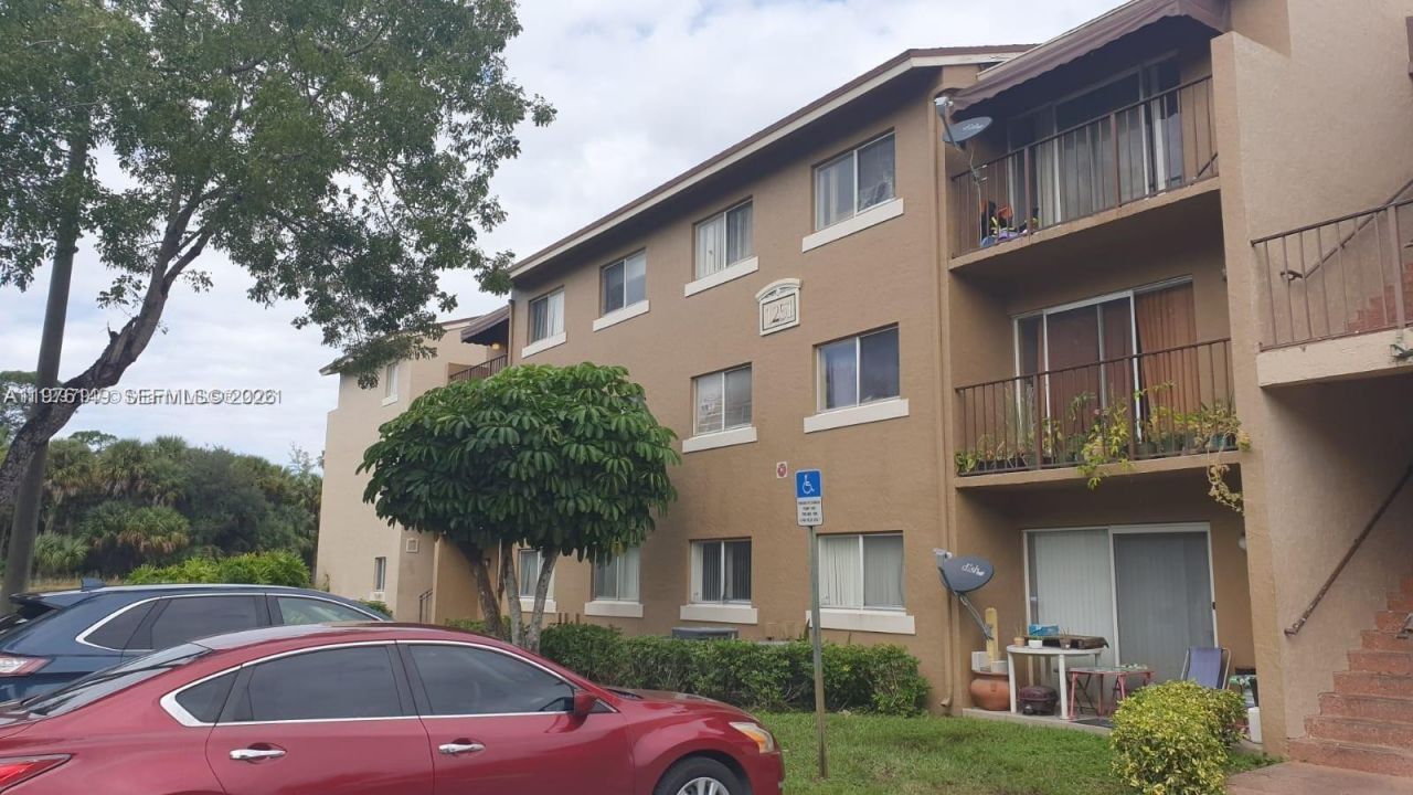 1251 N Benoist Farms Rd , Unit 304, West Palm Beach, FL 33411 Photo