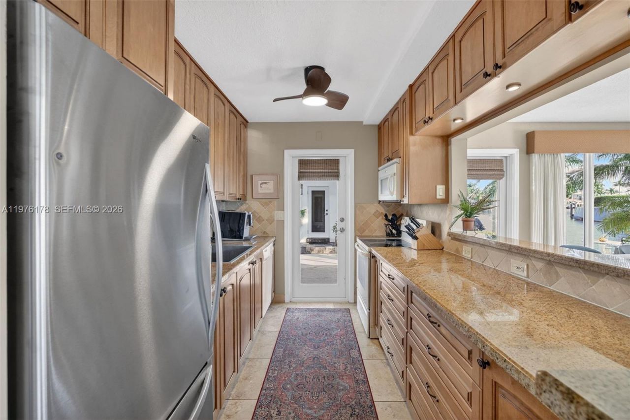 180 Isle Of Venice Dr , Unit 121, Fort Lauderdale, FL 33301 Photo