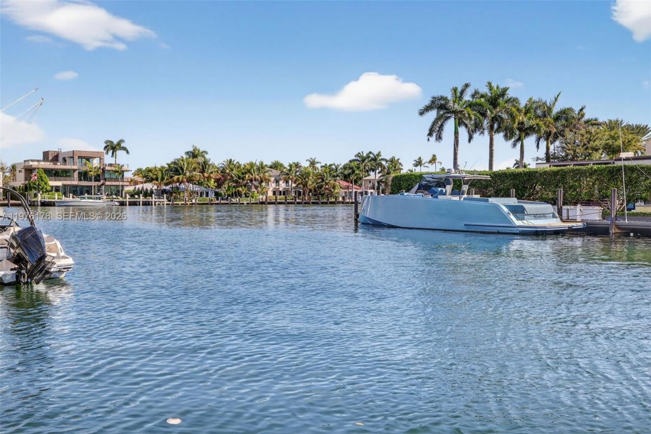 180 Isle Of Venice Dr , Unit 121, Fort Lauderdale, FL 33301 Photo